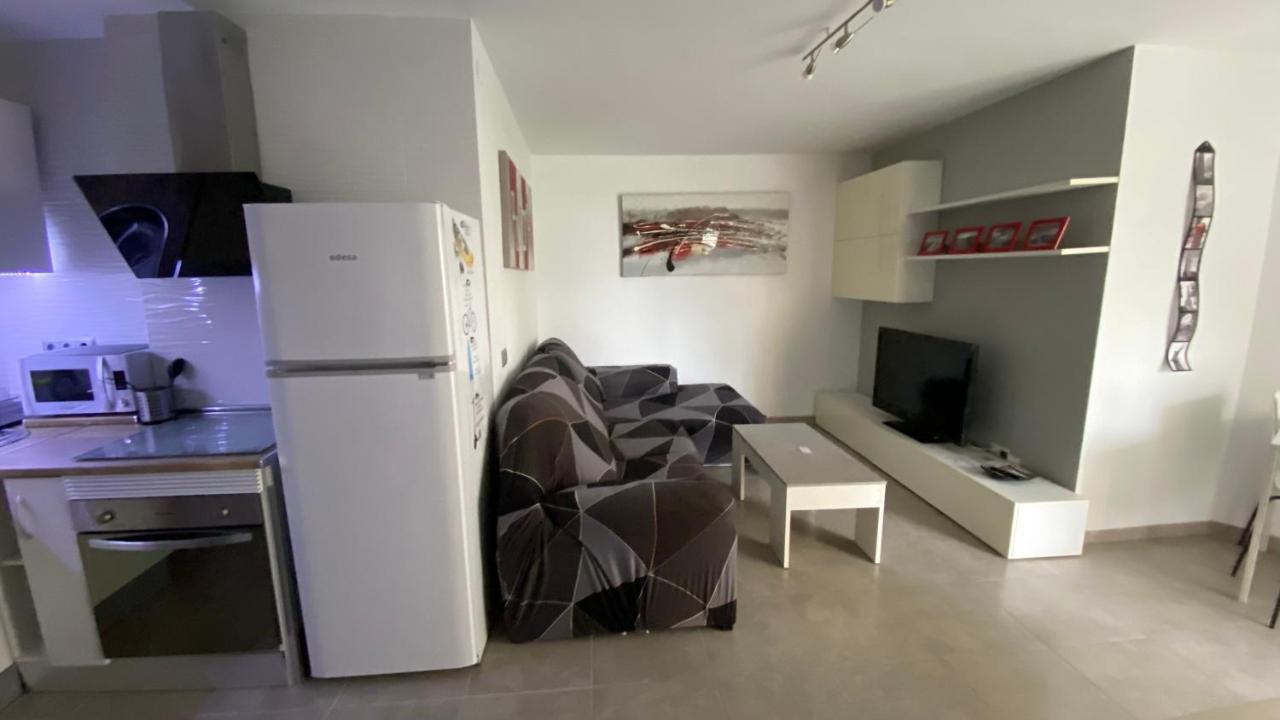Apartamento A Estrenar En Primera Linea De Playa Torrox Eksteriør billede