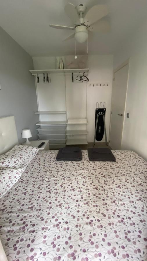 Apartamento A Estrenar En Primera Linea De Playa Torrox Eksteriør billede