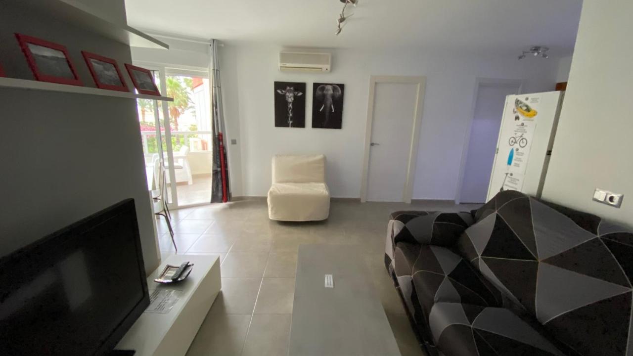 Apartamento A Estrenar En Primera Linea De Playa Torrox Eksteriør billede